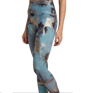 Beyond Yoga Aqua and Gold Foil  Patterned Leggings